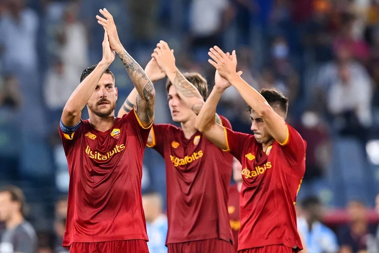 华体会体育- 意甲国际比赛日再迎强敌，法兰克福防线松动，主帅态度——引发热议，身体对抗强度拉满